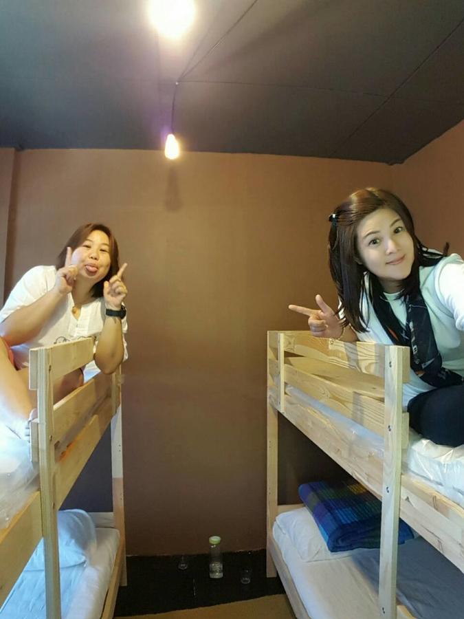 Auberge de jeunesse Pickbaan à Lamphun Extérieur photo